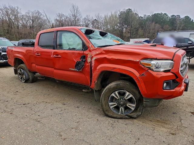 Фото 4 - TOYOTA TACOMA