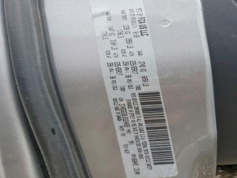 Фото 13 - DODGE CARAVAN