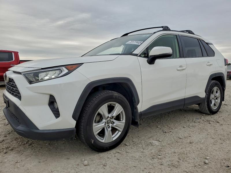 Фото 1 - TOYOTA RAV4