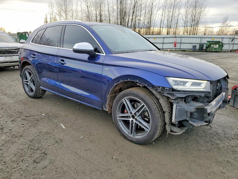 Фото 4 - AUDI SQ5