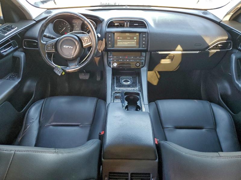 Фото 8 - JAGUAR F-PACE