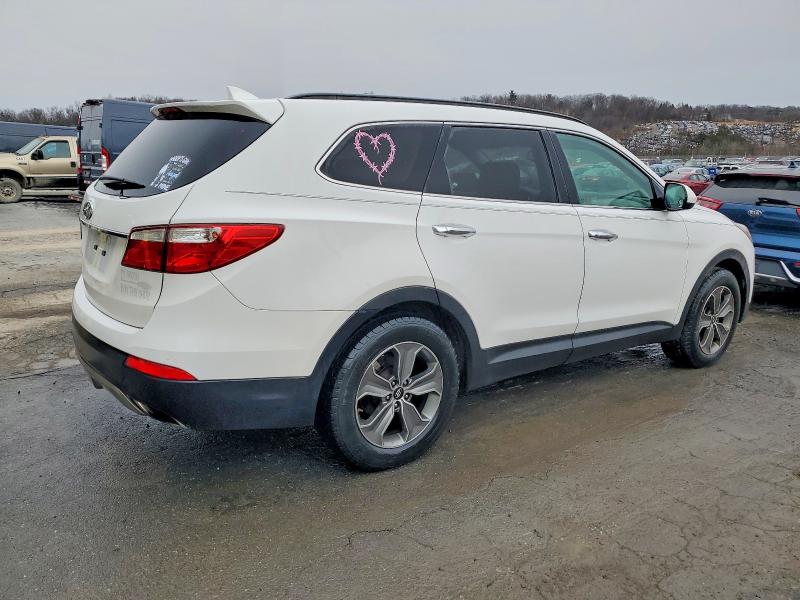 Фото 3 - HYUNDAI SANTA FE