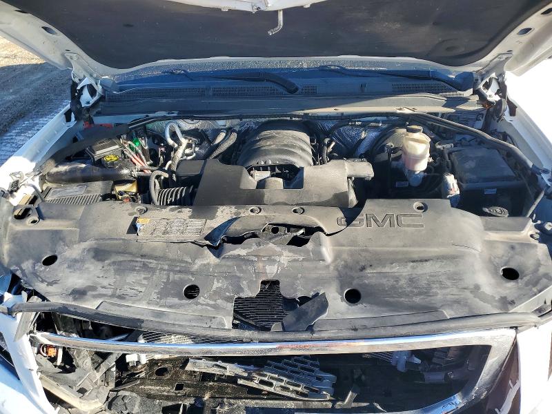 Фото 12 - GMC YUKON