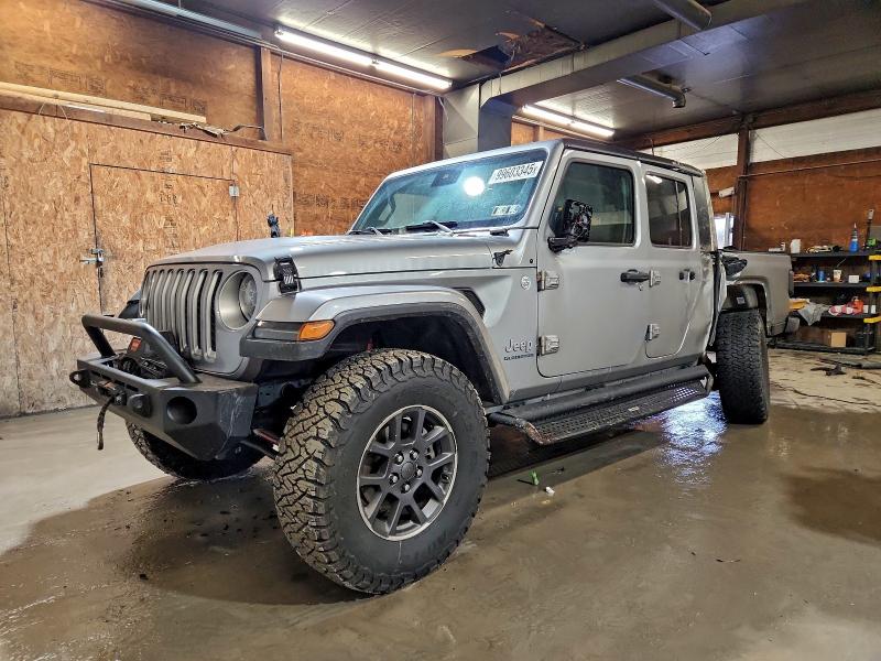 Фото 1 - JEEP GLADIATOR