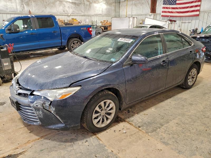 Фото 1 - TOYOTA CAMRY