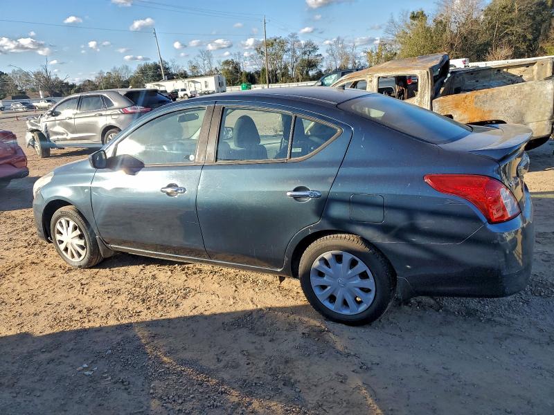 Фото 2 - NISSAN VERSA