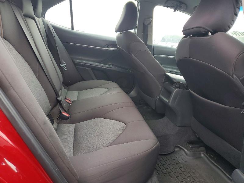 Фото 10 - TOYOTA CAMRY