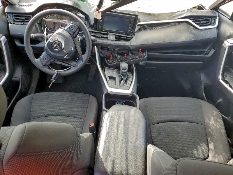 Фото 8 - TOYOTA RAV4