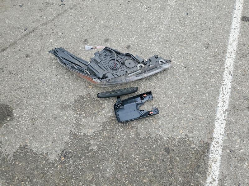 Фото 12 - TOYOTA PRIUS