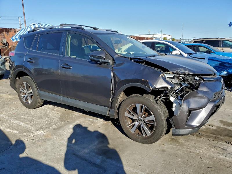 Фото 4 - TOYOTA RAV4