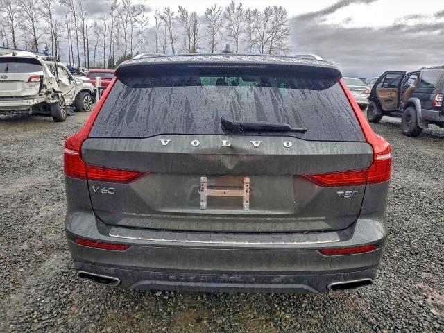 Фото 6 - VOLVO V60