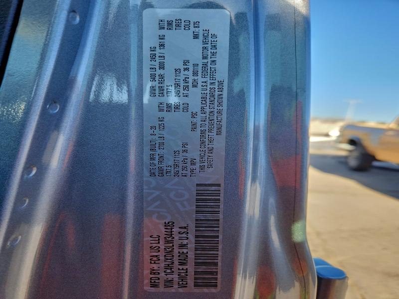 Фото 13 - JEEP WRANGLER