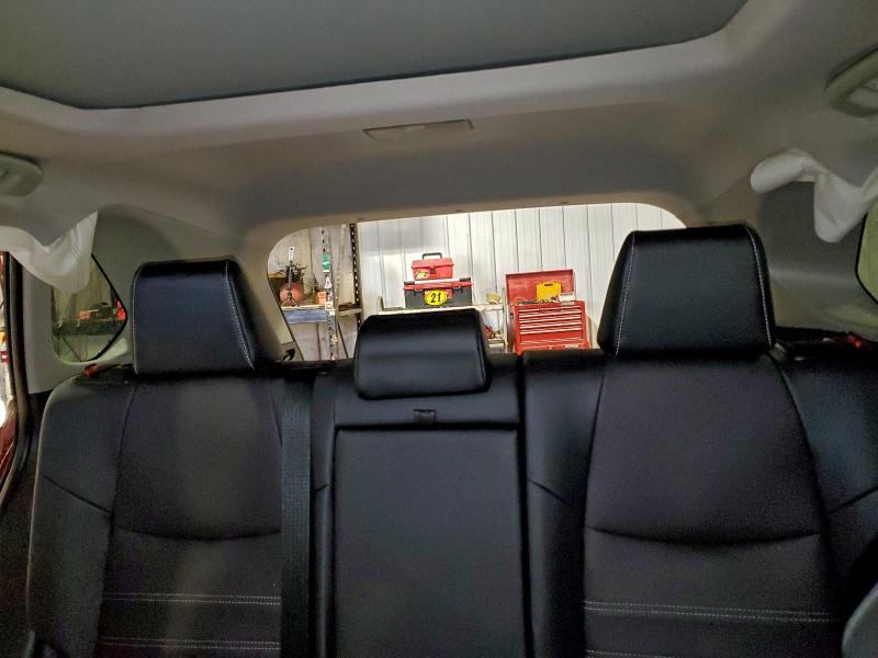 Фото 10 - TOYOTA RAV4