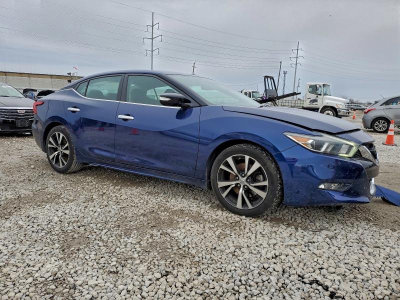 Фото 4 - NISSAN MAXIMA