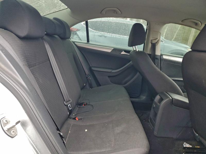 Фото 10 - VOLKSWAGEN JETTA