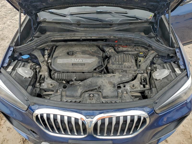 Фото 12 - BMW X1