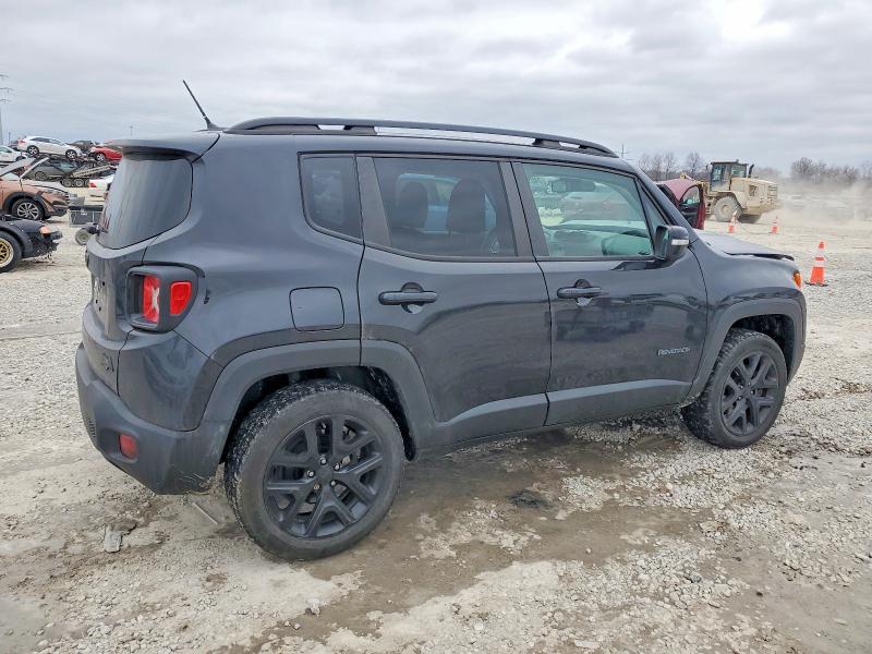 Фото 3 - JEEP RENEGADE