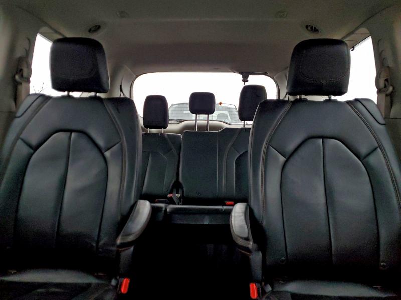 Фото 10 - CHRYSLER PACIFICA