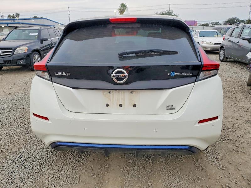 Фото 6 - NISSAN LEAF