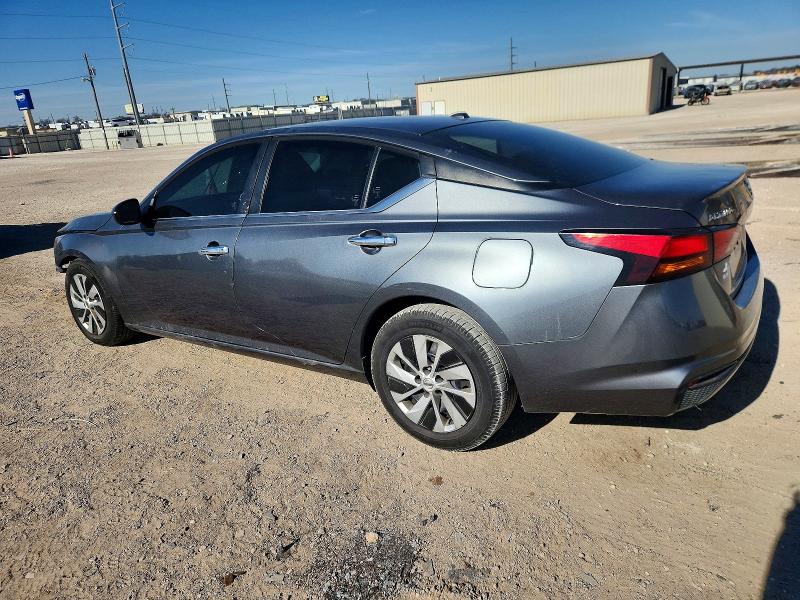 Фото 2 - NISSAN ALTIMA