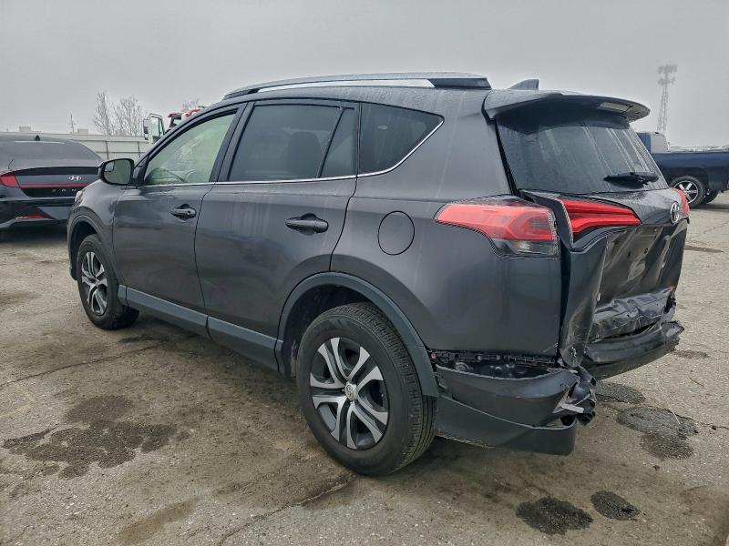 Фото 2 - TOYOTA RAV4