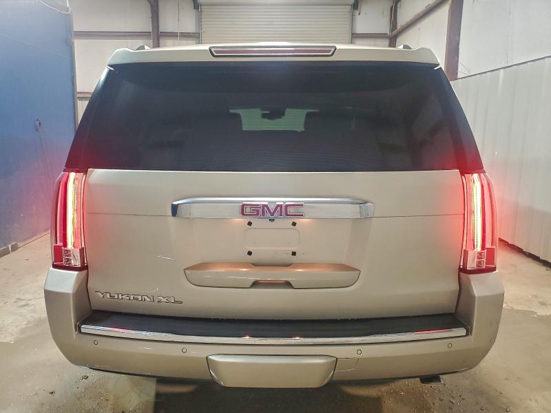 Фото 6 - GMC YUKON
