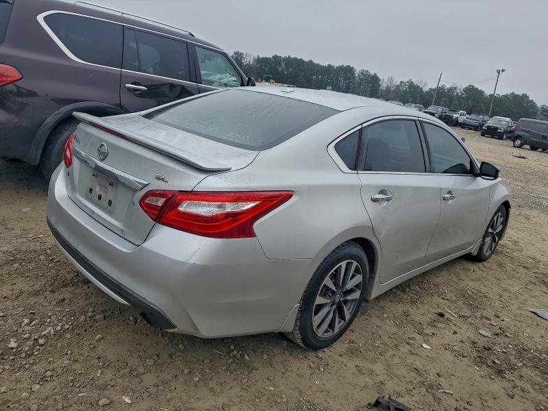 Фото 3 - NISSAN ALTIMA