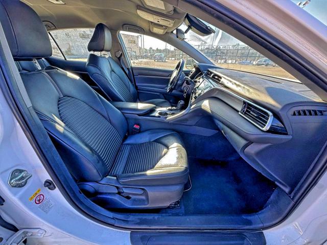 Фото 5 - TOYOTA CAMRY