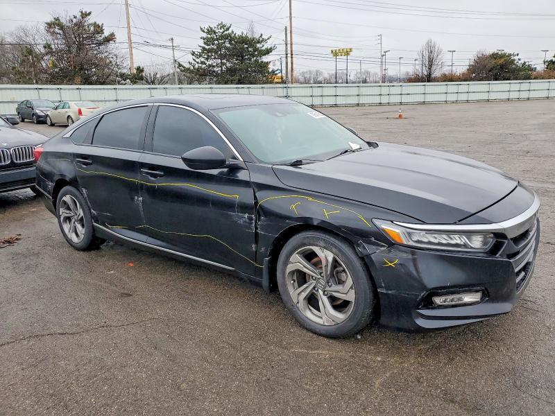 Фото 4 - HONDA ACCORD