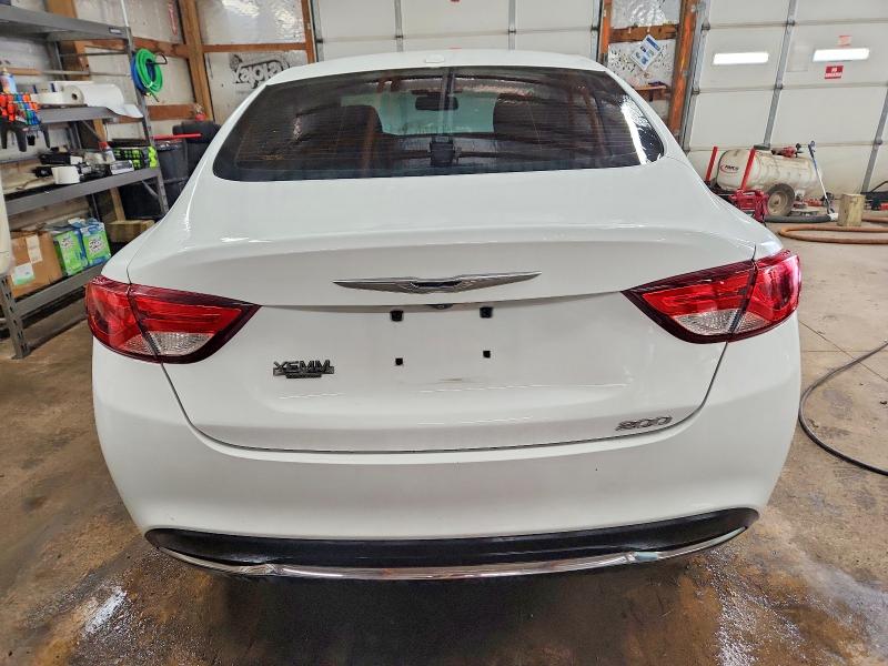 Фото 6 - CHRYSLER 200