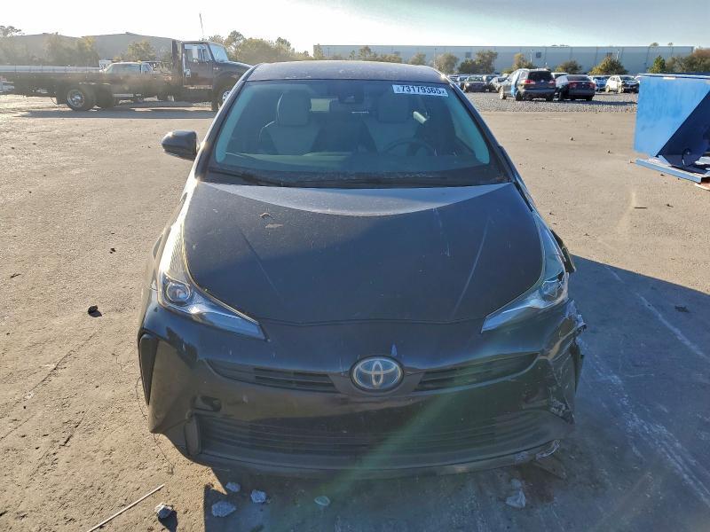 Фото 5 - TOYOTA PRIUS