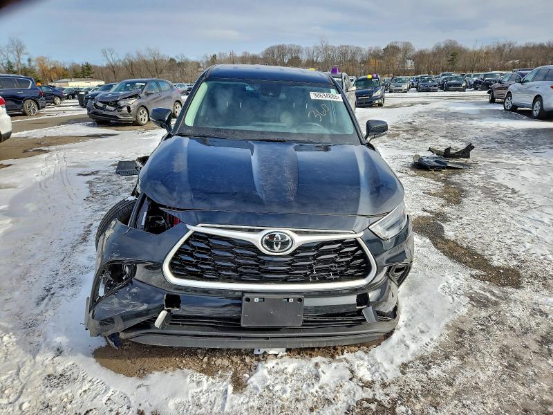 Фото 5 - TOYOTA HIGHLANDER