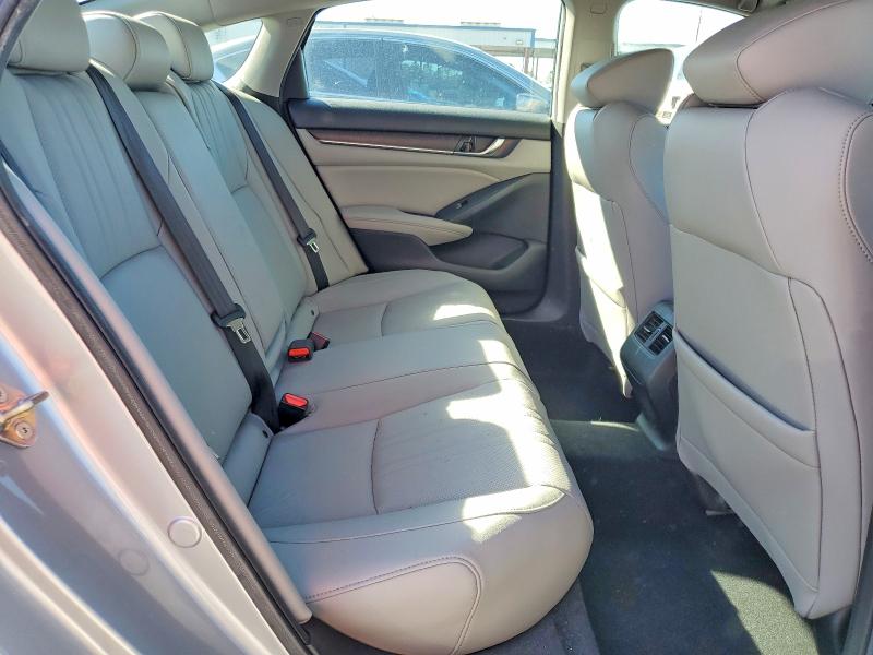 Фото 10 - HONDA ACCORD