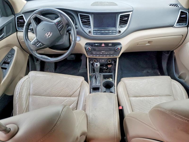 Фото 8 - HYUNDAI TUCSON