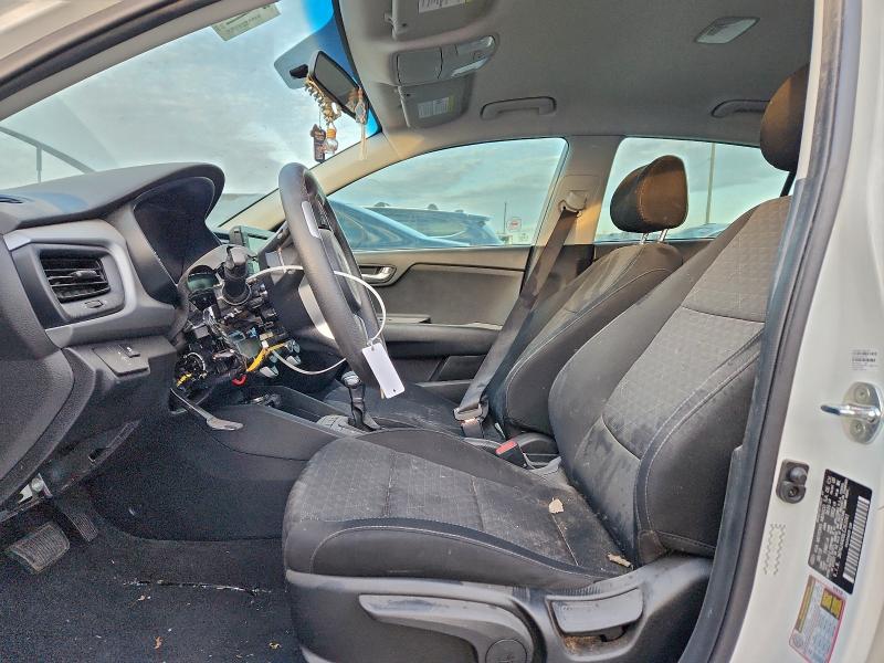 Фото 7 - KIA RIO