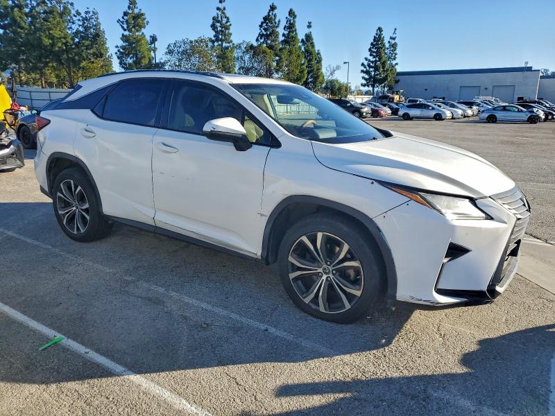 Фото 4 - LEXUS RX350