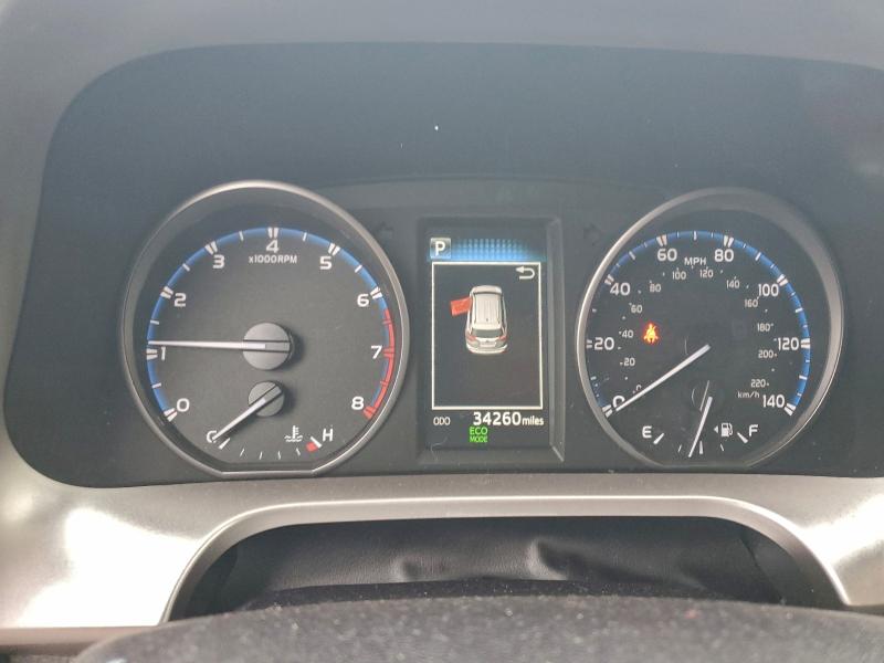 Фото 9 - TOYOTA RAV4