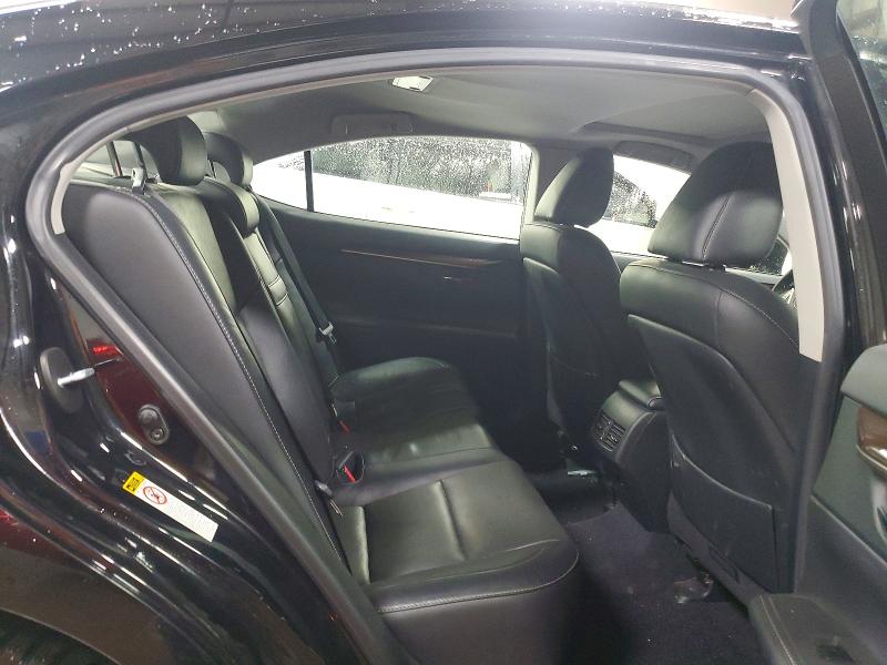 Фото 10 - LEXUS ES350