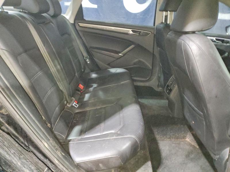 Фото 10 - VOLKSWAGEN PASSAT