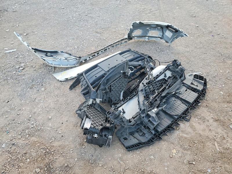 Фото 13 - AUDI Q3