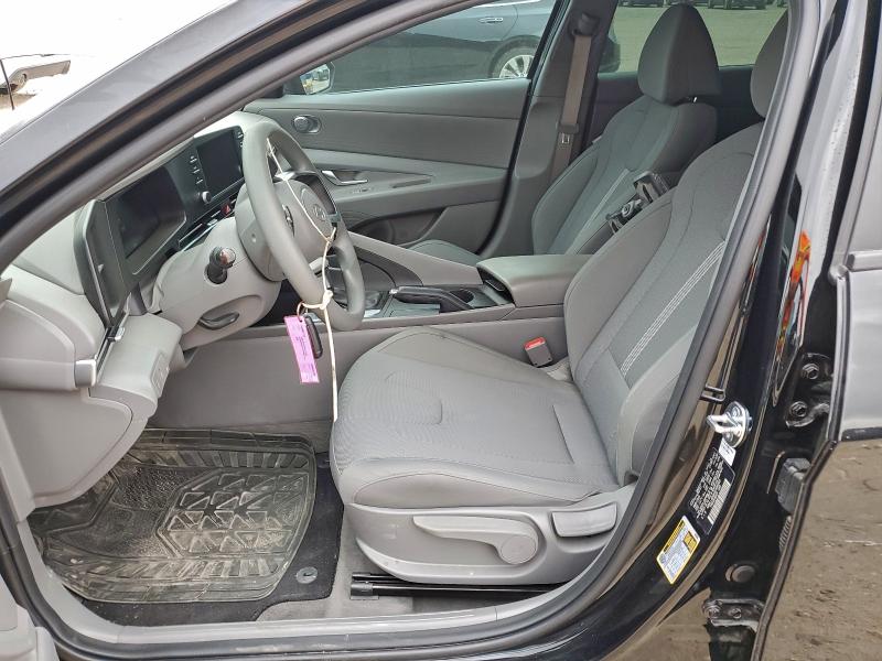 Фото 7 - HYUNDAI ELANTRA