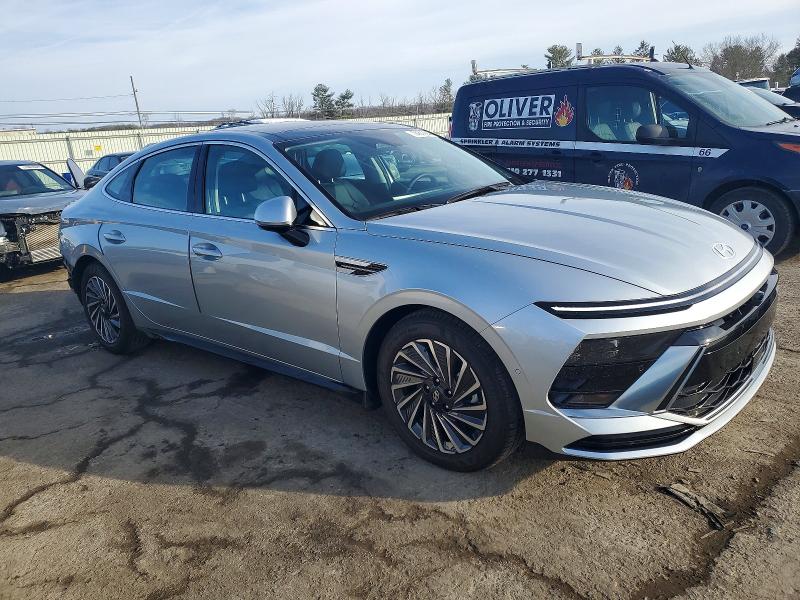 Фото 4 - HYUNDAI SONATA