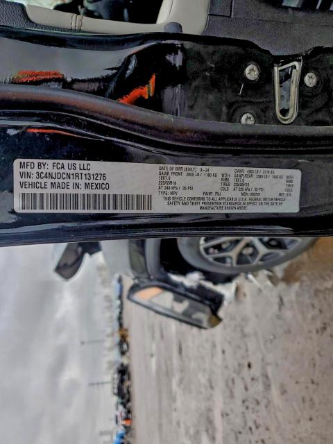 Фото 13 - JEEP COMPASS