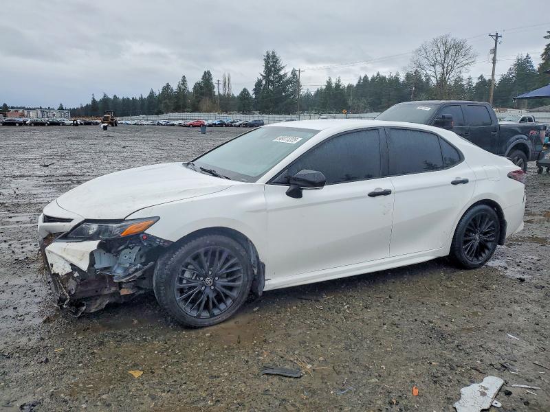 Фото 1 - TOYOTA CAMRY