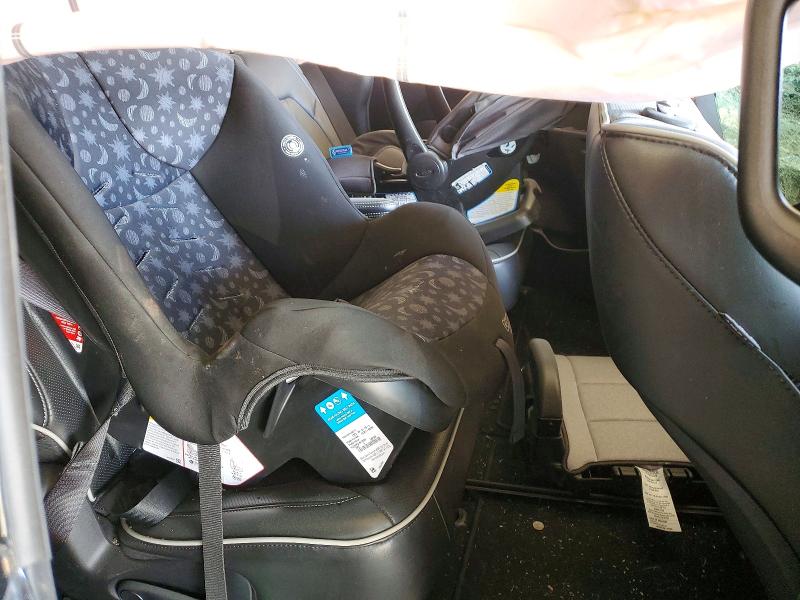 Фото 11 - CHRYSLER PACIFICA