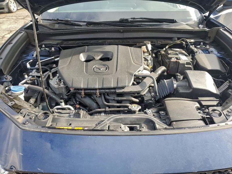 Фото 12 - MAZDA CX30