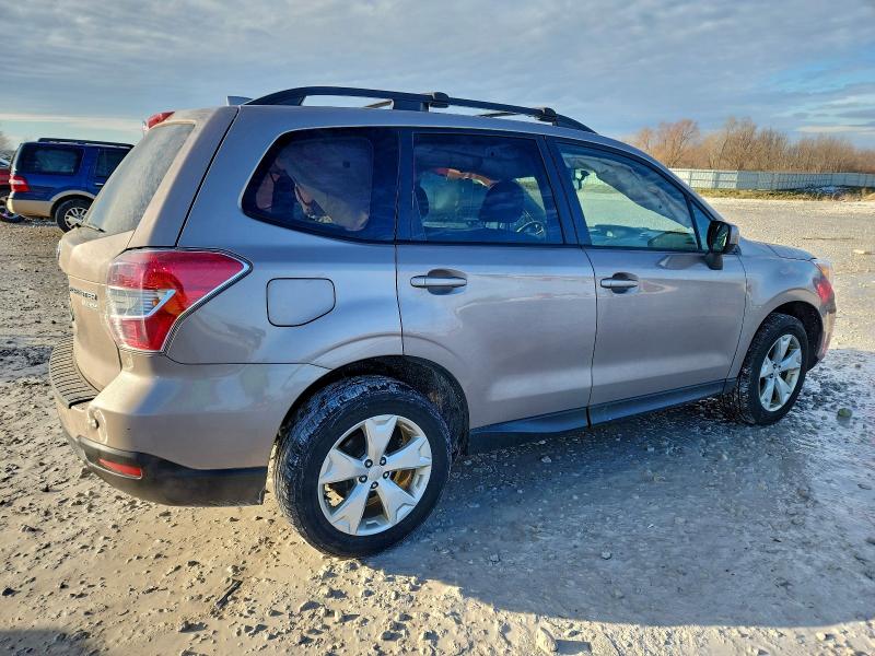 Фото 3 - SUBARU FORESTER