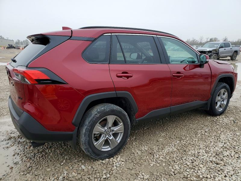 Фото 3 - TOYOTA RAV4