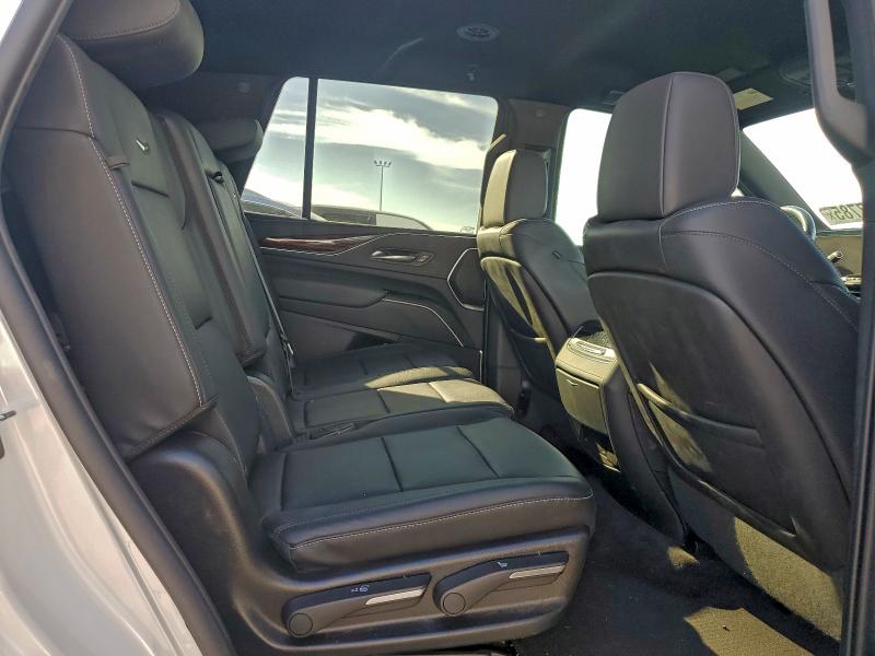 Фото 11 - CADILLAC ESCALADE