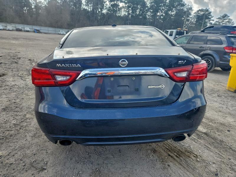 Фото 6 - NISSAN MAXIMA